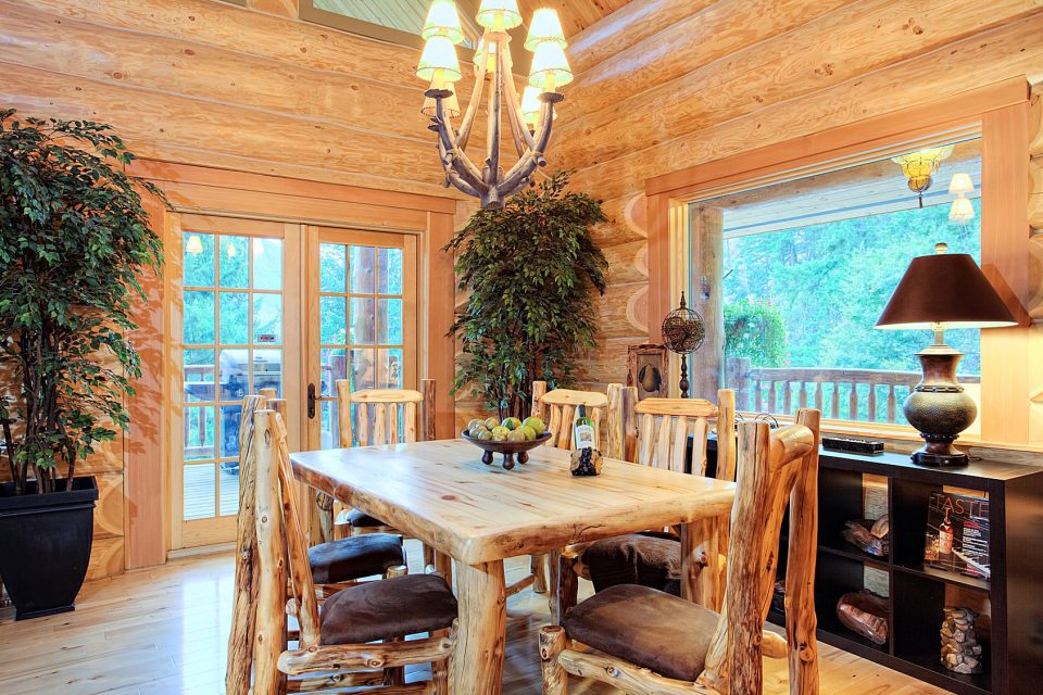 Log Cabin Dining Area